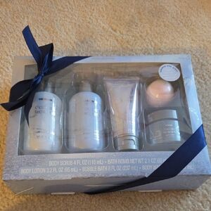 Bath & Body Set with Navy Accents